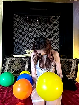 PhoenixStarXO online show from 4, 4, 2026