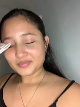 Snapshot of laly_spank chatting on 4, 3, 2026 laly spank online show from 4, 3, 2026