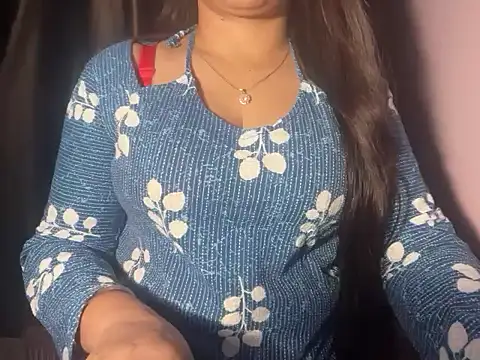 Snapshot of Avneet_kaurr1 chatting on 17, 6, 2026 Avneet kaurr1 online show from 17, 6, 2026