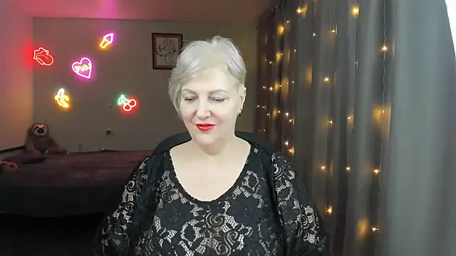 Mary-Leee online show from 12, 5, 2026