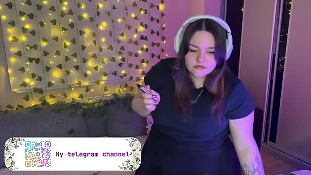 RiotKitten1 online show from 21, 3, 2026