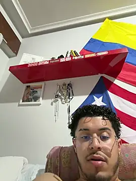 Snapshot of 16jhefry16 chatting on 12, 3, 2026 16jhefry16 online show from 12, 3, 2026