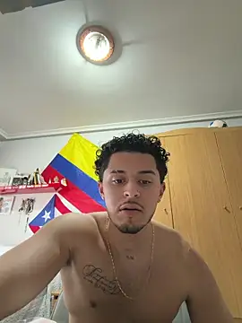 Snapshot of 16jhefry16 chatting on 13, 3, 2026 16jhefry16 online show from 13, 3, 2026