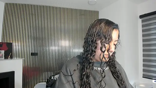 Snapshot of paulys_ chatting on 26, 6, 2026 paulys online show from 26, 6, 2026