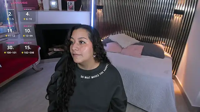 Snapshot of paulys_ chatting on 28, 7, 2026 paulys online show from 28, 7, 2026