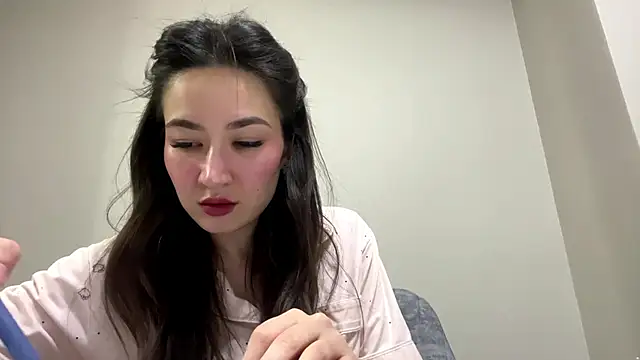 AleciaGeidner online show from 24, 2, 2026