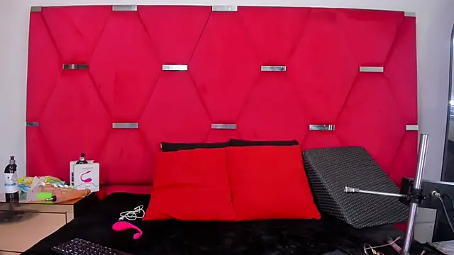 Alicee Grey online show from 10, 6, 2026