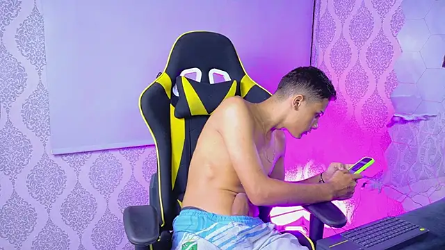 Luxury boys online show from 11, 4, 2026