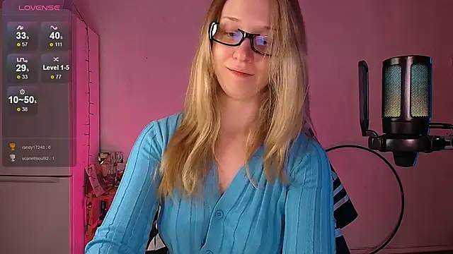 SatinSinner online show from 9, 3, 2026