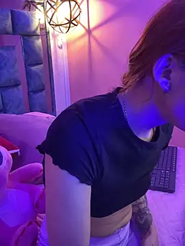 Elaaa pink21 online show from 15, 3, 2026