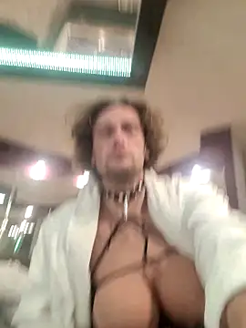 Snapshot of pleasser1985 chatting on 6, 3, 2026 pleasser1985 online show from 6, 3, 2026