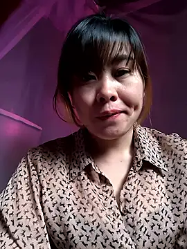 juicy-milu online show from 4, 3, 2026