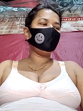 Lily-Rosse online show from 7, 3, 2026