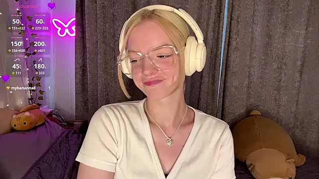 Snapshot of Marry_Sornatiko chatting on 12, 7, 2026 Marry Sornatiko online show from 12, 7, 2026