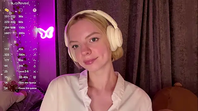 Snapshot of Marry_Sornatiko chatting on 23, 7, 2026 Marry Sornatiko online show from 23, 7, 2026