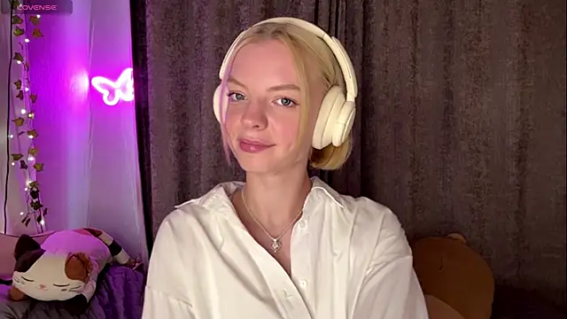 Snapshot of Marry_Sornatiko chatting on 27, 7, 2026 Marry Sornatiko online show from 27, 7, 2026