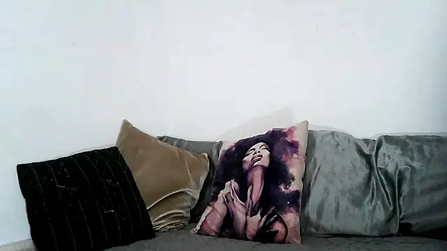 Couplesweethot online show from 19, 5, 2026