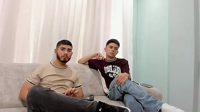 hermes friends online show from 7, 5, 2026
