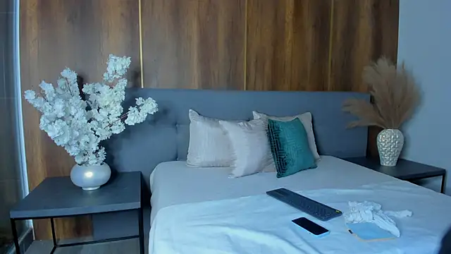 Tiffanyy Lam online show from 26, 2, 2026