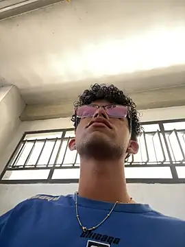 Snapshot of Stickmendez chatting on 9, 3, 2026 Stickmendez online show from 9, 3, 2026