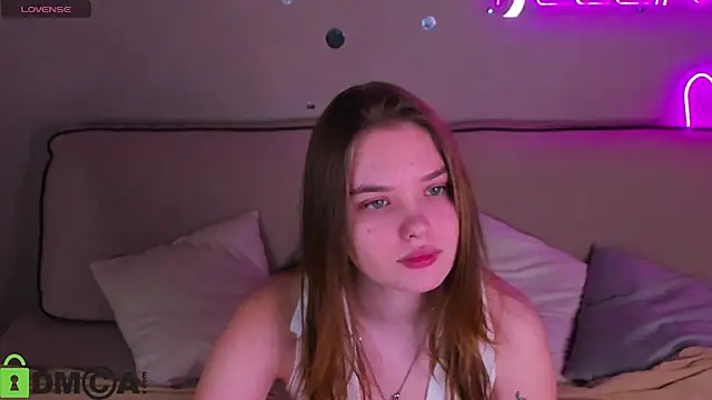 Snapshot of Saraa_Broown chatting on 16, 3, 2026 Saraa Broown online show from 16, 3, 2026