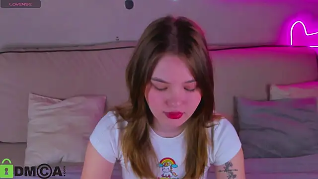 Snapshot of Saraa_Broown chatting on 19, 3, 2026 Saraa Broown online show from 19, 3, 2026