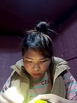 Snapshot of asian-bae chatting on 5, 3, 2026 asian-bae online show from 5, 3, 2026