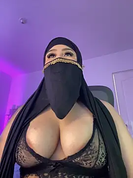 Yasmin cute online show from 6, 6, 2026