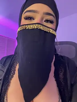 Yasmin cute online show from 12, 7, 2026