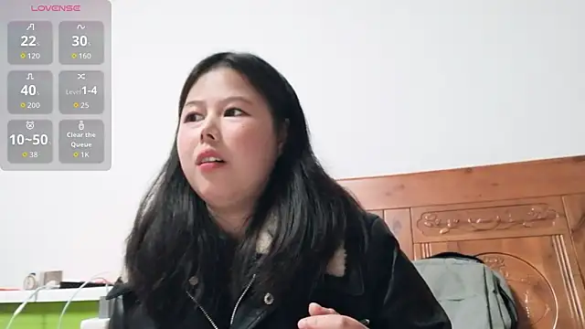 Hannah-33 online show from 9, 3, 2026