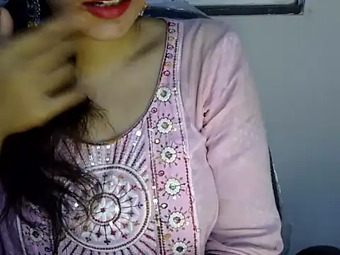 Neha Sharma2 online show from 7, 8, 2026