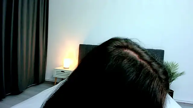 Snapshot of Layla_Ress chatting on 2, 7, 2026 Layla Ress online show from 2, 7, 2026