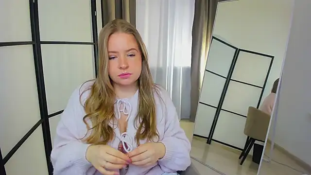 Snapshot of Arya_Thomas chatting on 6, 3, 2026 Arya Thomas online show from 6, 3, 2026