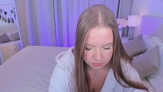 Snapshot of Arya_Thomas chatting on 9, 3, 2026 Arya Thomas online show from 9, 3, 2026