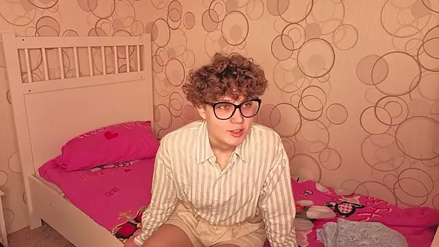 Snapshot of LibbyDuhl chatting on 13, 3, 2026 LibbyDuhl online show from 13, 3, 2026