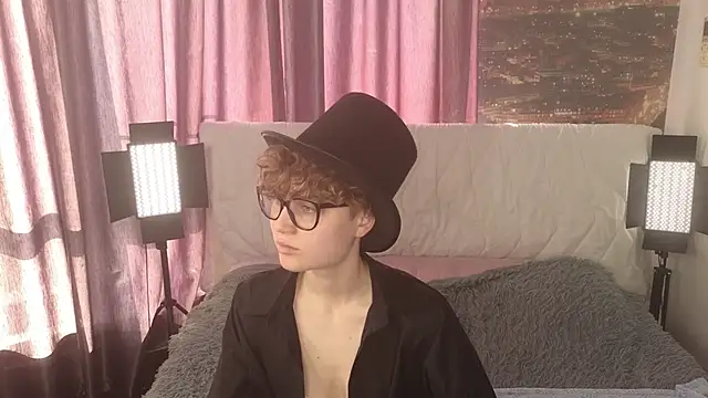 Snapshot of LibbyDuhl chatting on 19, 3, 2026 LibbyDuhl online show from 19, 3, 2026