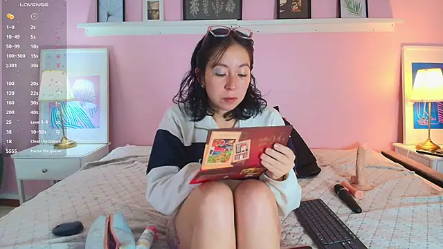 Abigailladyy online show from 13, 7, 2026