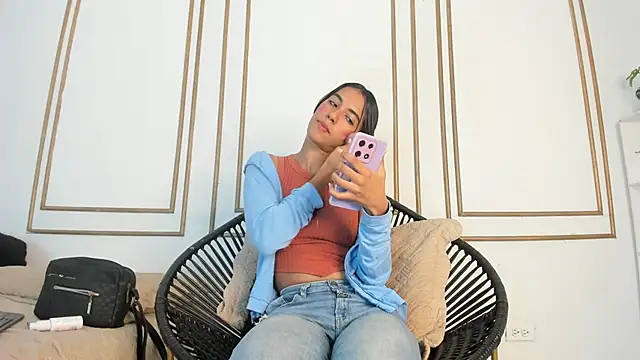 emily gaviria1 online show from 3, 5, 2026