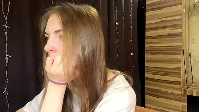 PollyDream online show from 10, 3, 2026