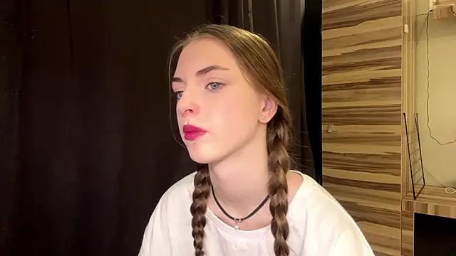 PollyDream online show from 13, 3, 2026