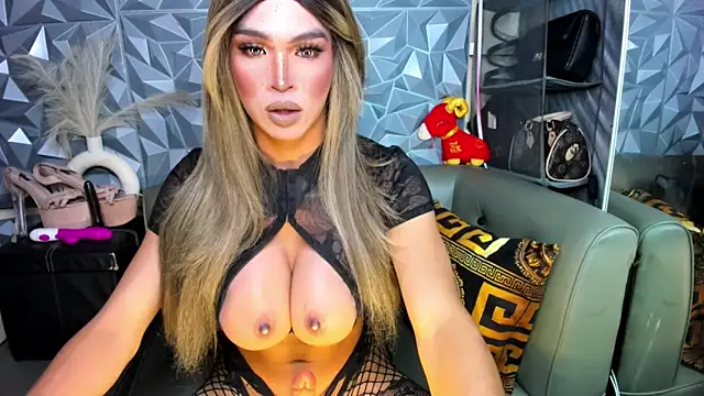 10inDominant Ayesha online show from 15, 3, 2026