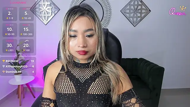 mystic nova  online show from 28, 4, 2026