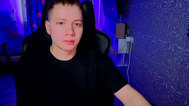 Snapshot of Karl_Night_ chatting on 6, 3, 2026 Karl Night online show from 6, 3, 2026