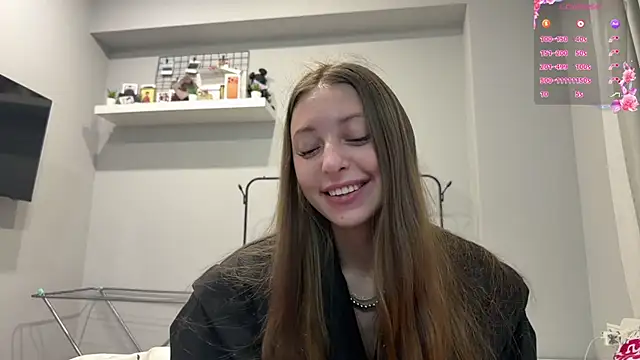Snapshot of selena_favn chatting on 3, 6, 2026 selena favn online show from 3, 6, 2026