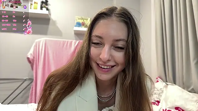 Snapshot of selena_favn chatting on 11, 6, 2026 selena favn online show from 11, 6, 2026