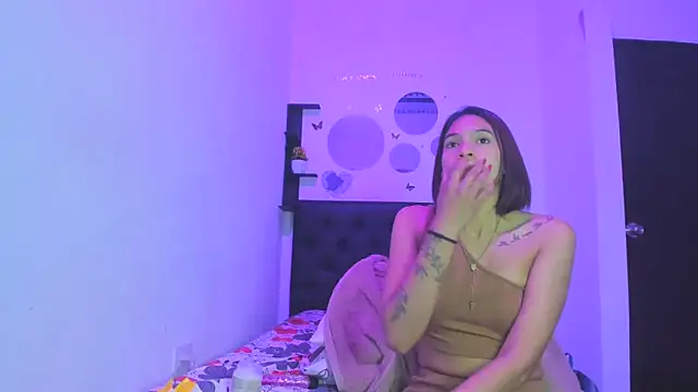sapphire brown20 online show from 7, 5, 2026