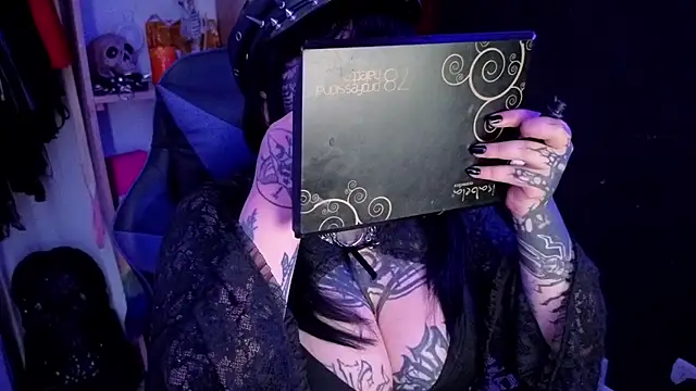 Snapshot of aradia_66 chatting on 13, 3, 2026 aradia 66 online show from 13, 3, 2026