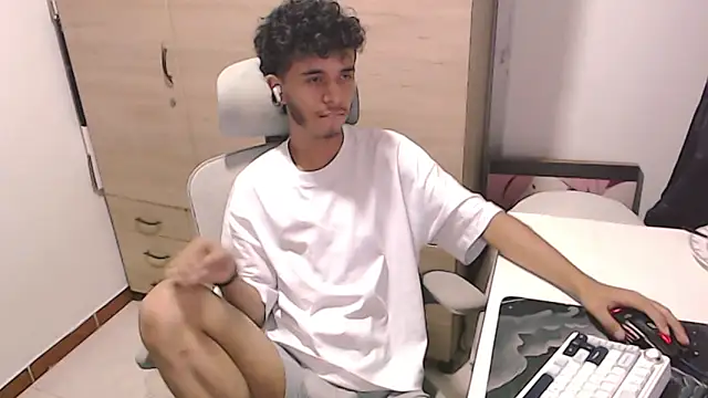 axeldarkk online show from 5, 3, 2026