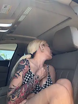 KimberlyBrenda online show from 19, 3, 2026