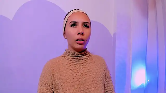 Snapshot of violeta_blaze1 chatting on 7, 6, 2026 violeta blaze1 online show from 7, 6, 2026